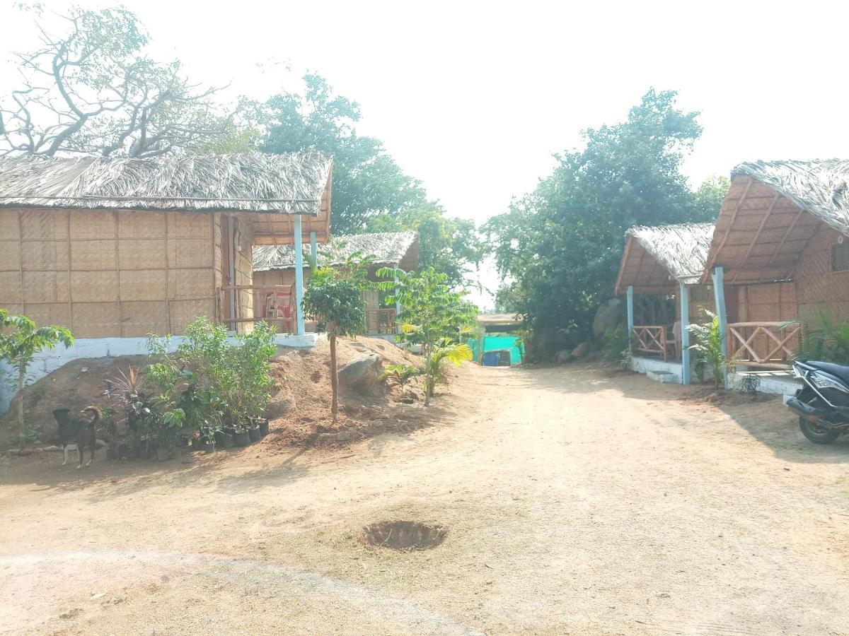 Hampi Nature Cottage ภายนอก รูปภาพ