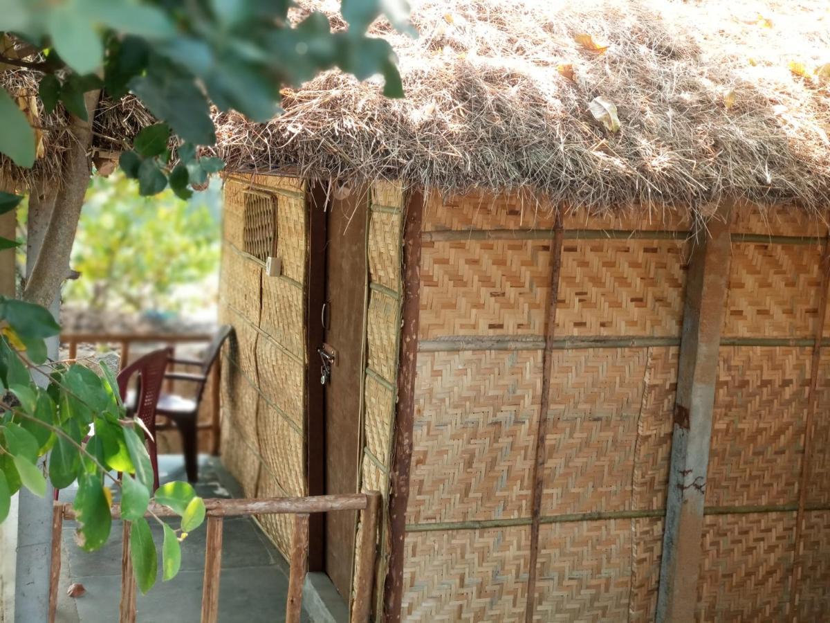 Hampi Nature Cottage ภายนอก รูปภาพ