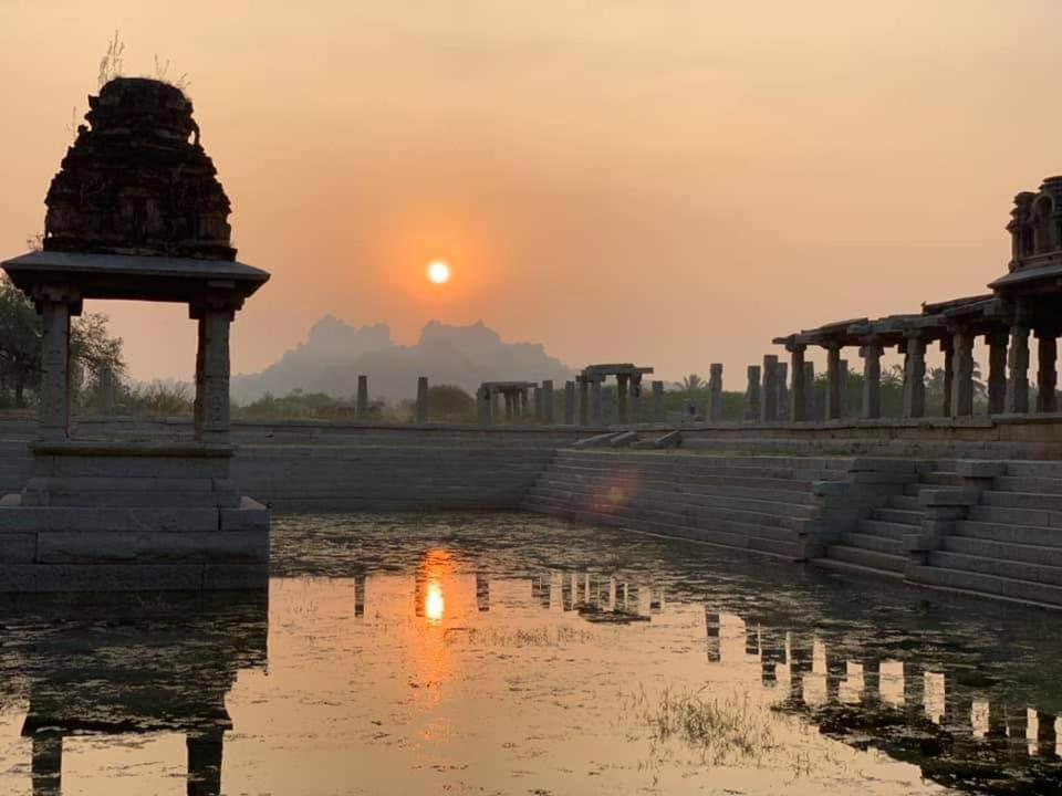 Hampi Nature Cottage ภายนอก รูปภาพ