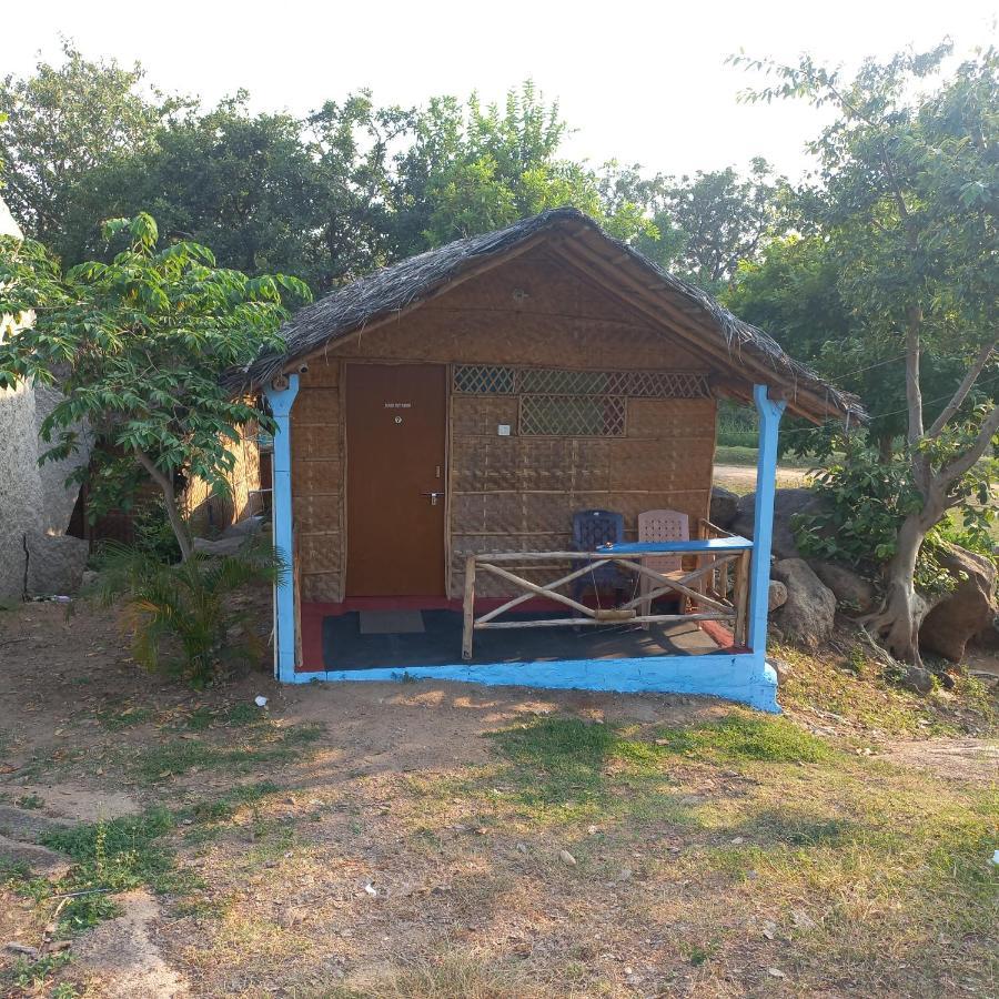 Hampi Nature Cottage ภายนอก รูปภาพ