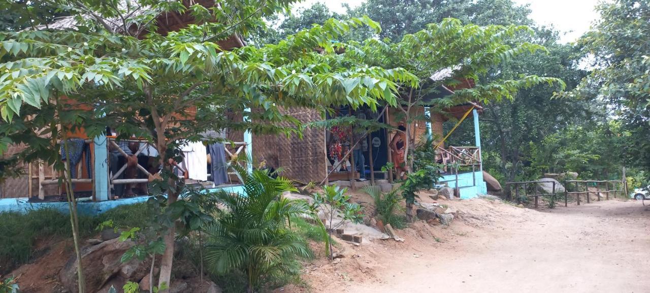 Hampi Nature Cottage ภายนอก รูปภาพ